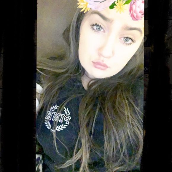 Meet your Posher, Amanda - Picture 4 of 4